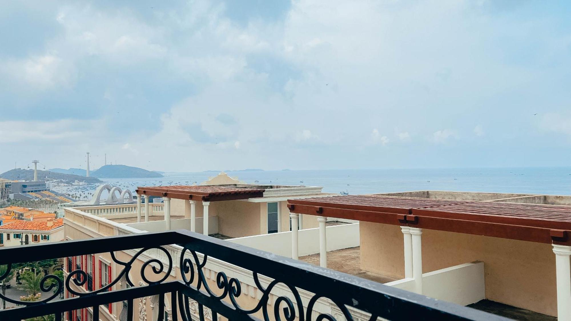 Labe Hotel Фу Куок Екстериор снимка